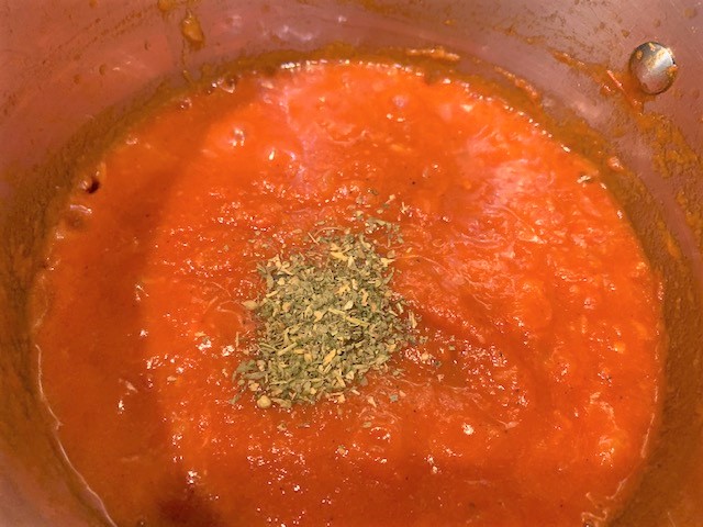 Homemade Pizza Sauce Recipe