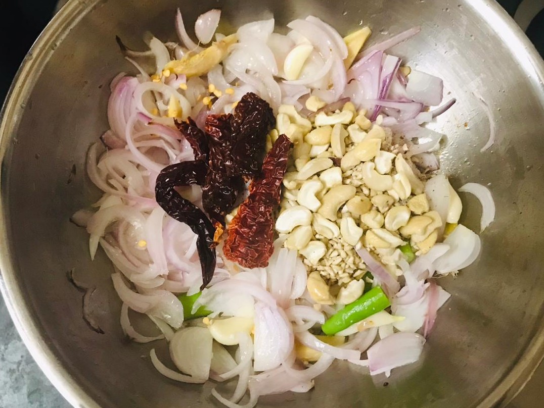Stuffed Paneer in Baby Onions Recipe