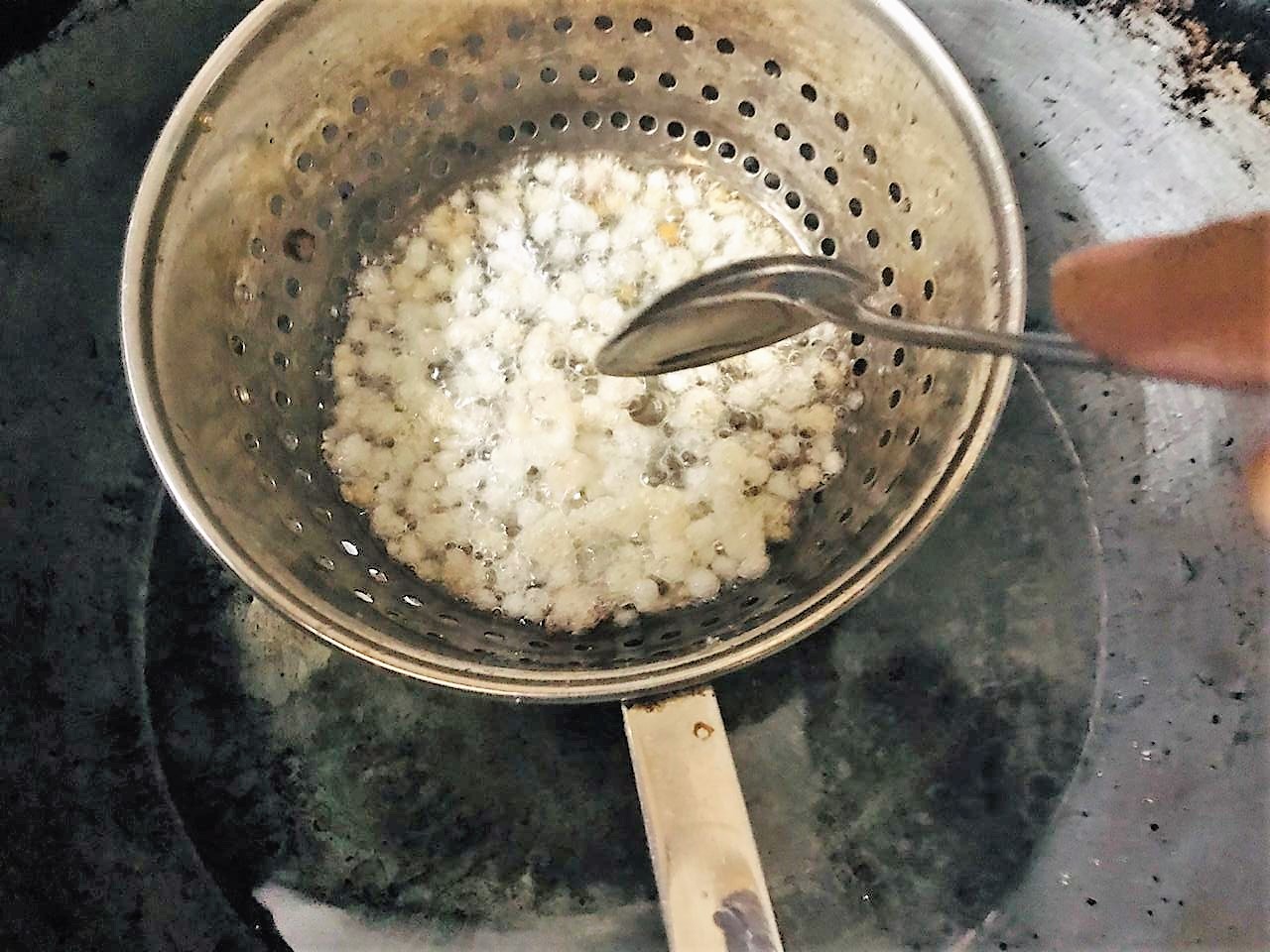 Gond ke Ladoo Recipe