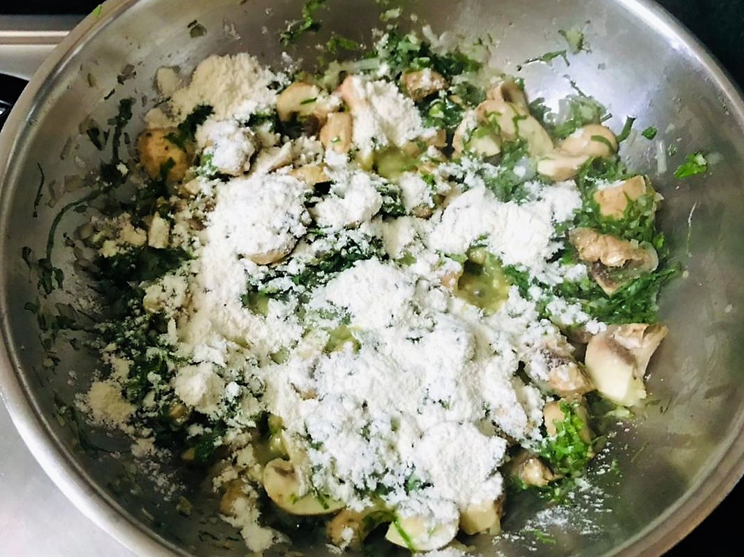 Strawberry Rasgulla Pudding Recipe