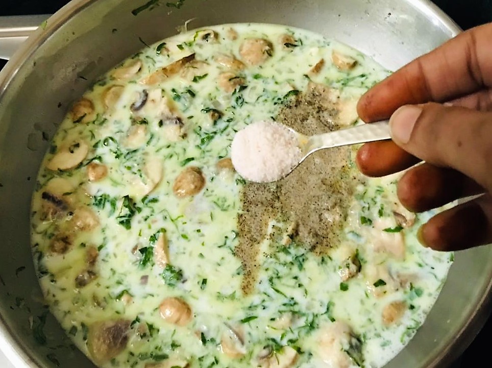 Strawberry Rasgulla Pudding Recipe