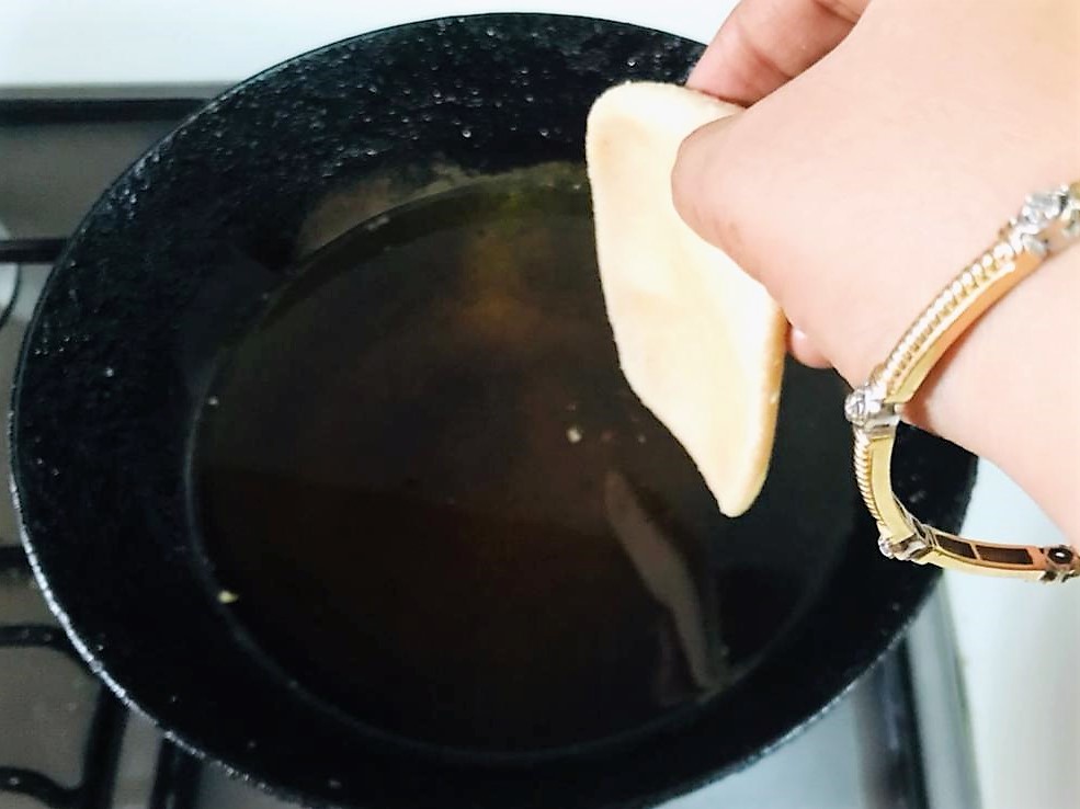 Khasta Besan Kachori Recipe