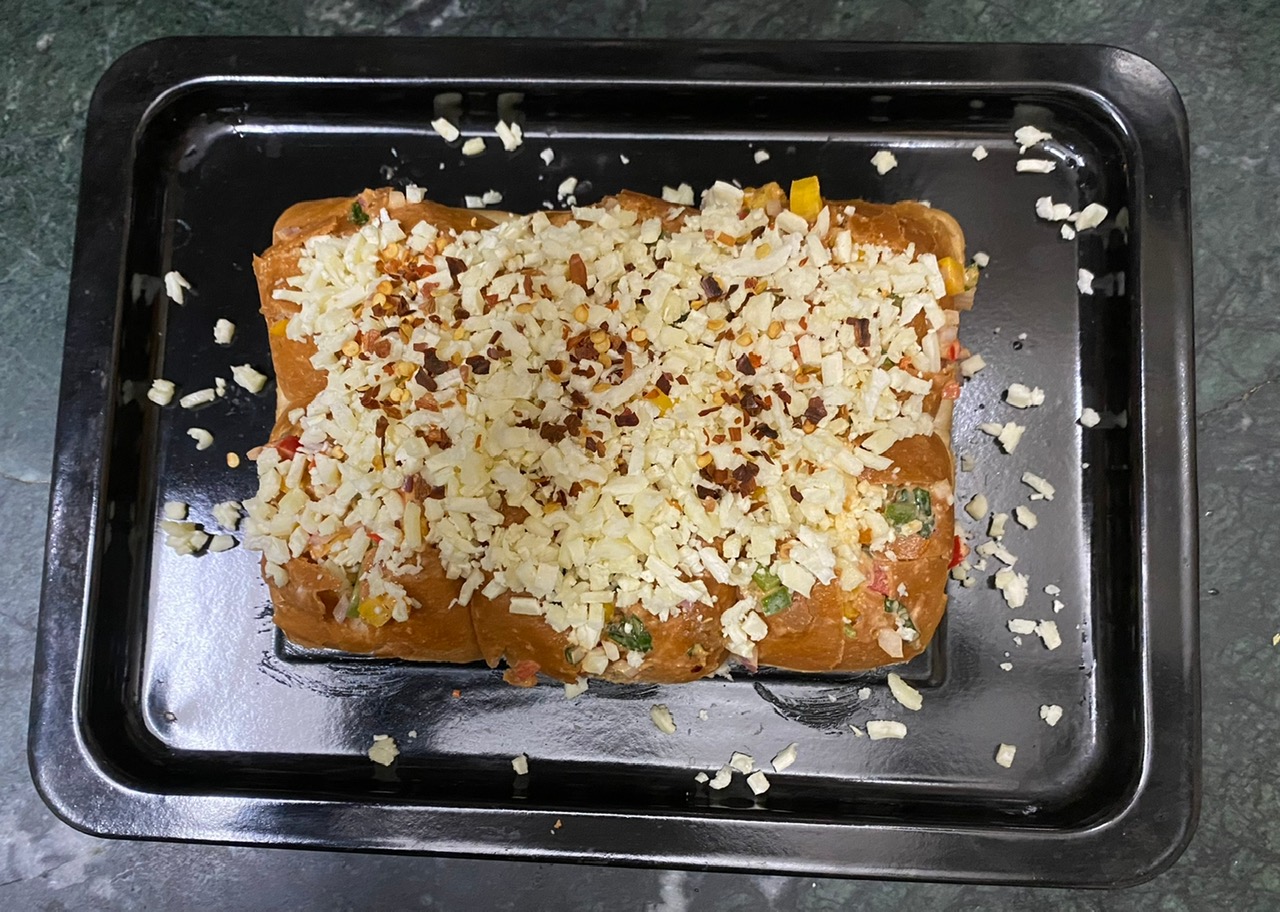 Cheesy Vegetable Pull Apart Bread Recipe