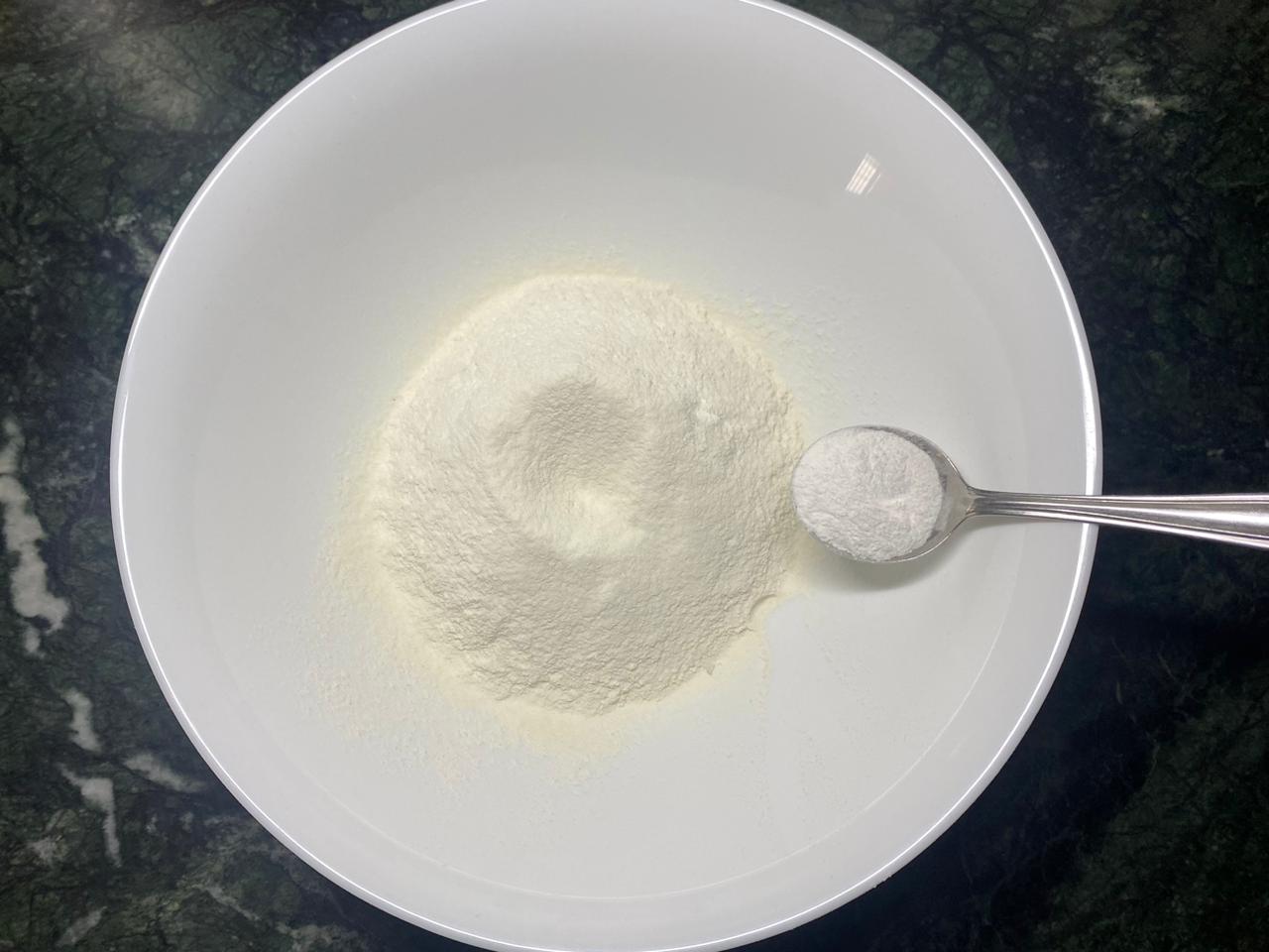 Eggless Strawberry Cake