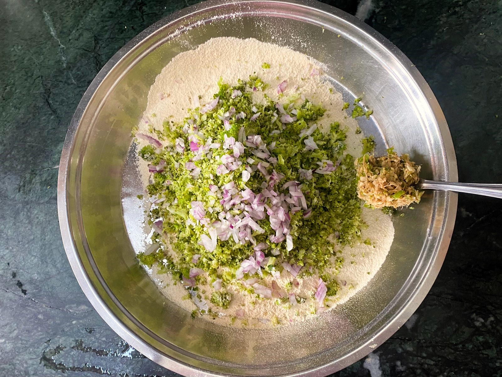 Broccoli Paneer Paratha