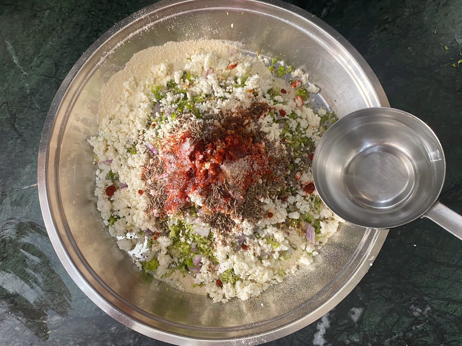 Broccoli Paneer Paratha