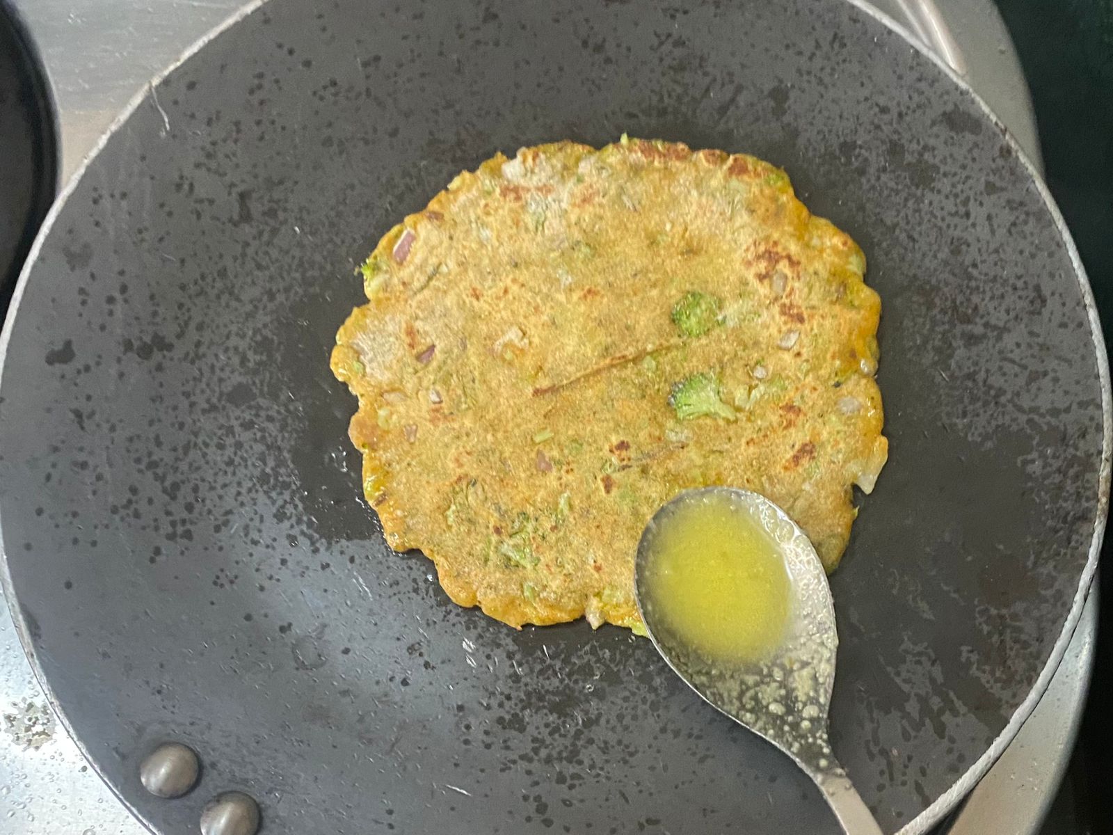 Broccoli Paneer Paratha