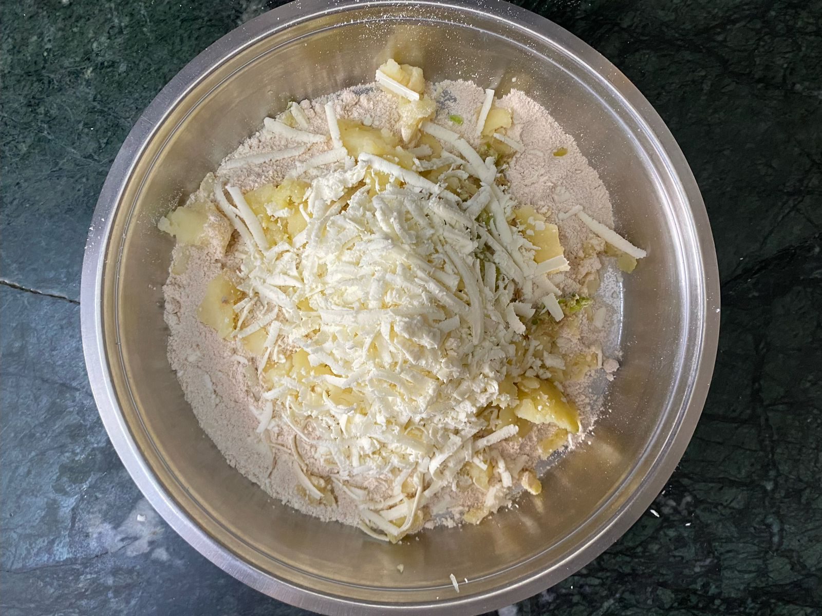 Ragpira paneer Paratha