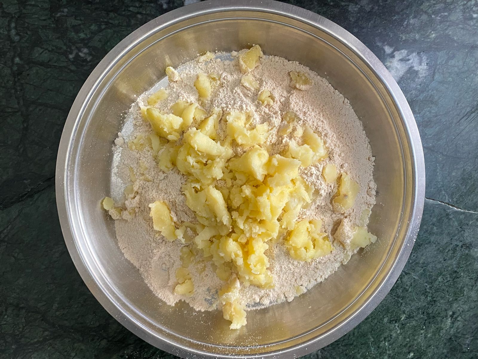 Ragpira paneer Paratha